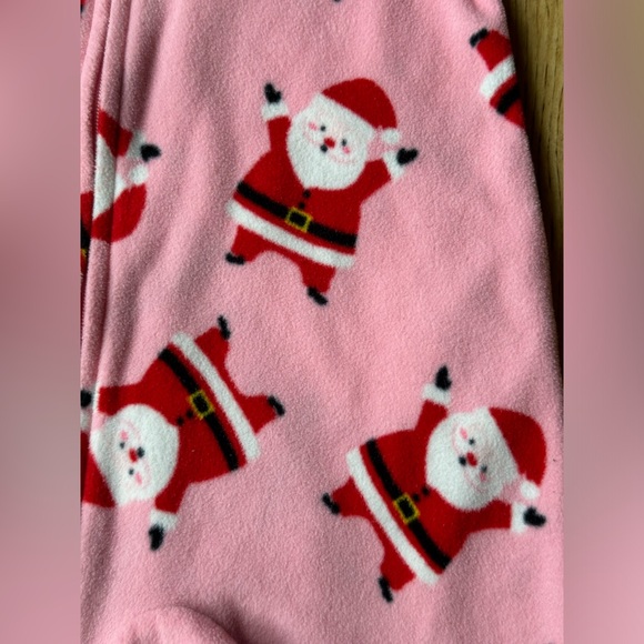 Carter’s Bundle of Two Fleece Footie Pajamas size 12 Months - Picture 8 of 11